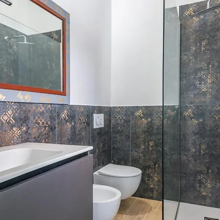 Guesthost - Porta Romana Elegant With Private Parking * Sienne