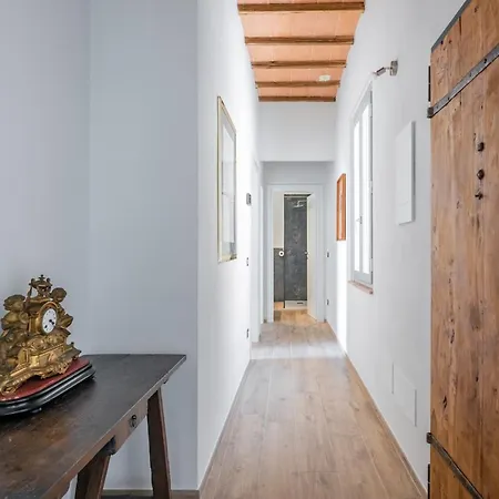 Guesthost - Porta Romana Elegant With Private Parking * Sienne