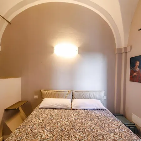 Porta Romana Elegant With Private Parking! Appartement *