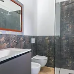 Guesthost - Porta Romana Elegant With Private Parking * Сієна